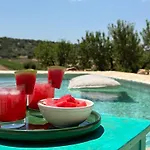 Trullo Il Nuciareddo - Le Di Valentina * Ostuni