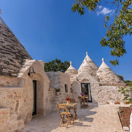 Trullo Il Nuciareddo - Le Di Valentina * Ostuni