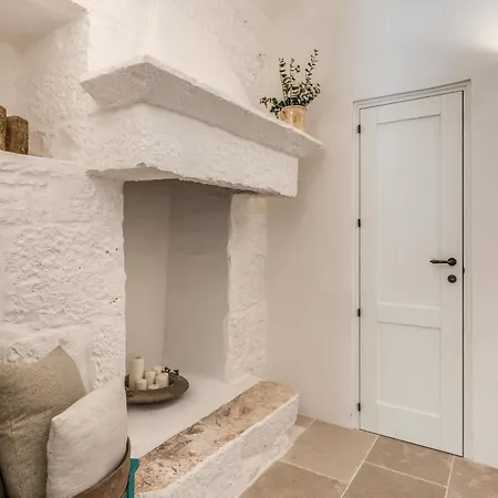 Trullo Il Nuciareddo Villa