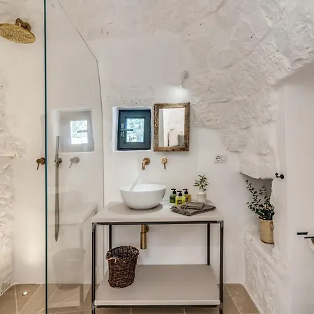 Trullo Il Nuciareddo - Le Di Valentina *