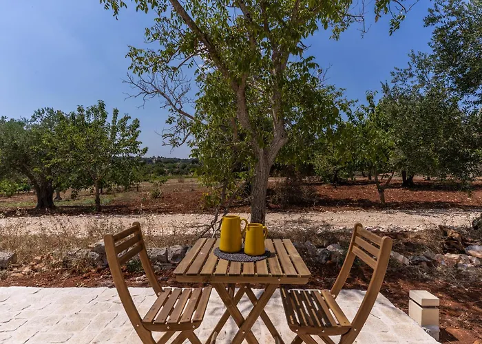 Trullo Il Nuciareddo - Le Di Valentina *