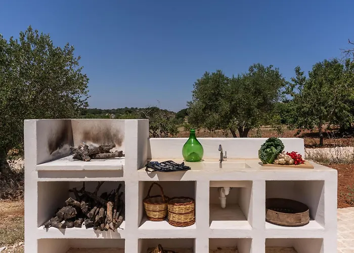 Trullo Il Nuciareddo - Le Di Valentina